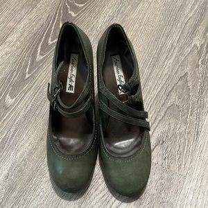 American Eagle Green Heels